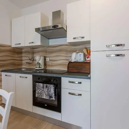 Apartment In 39208