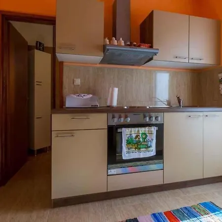 Apartment In 39208 *