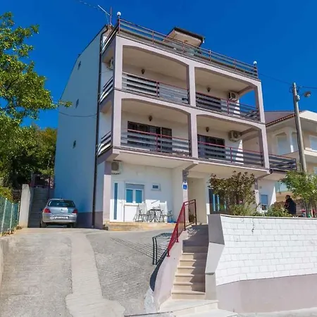 In 39208 茨里克韦尼察